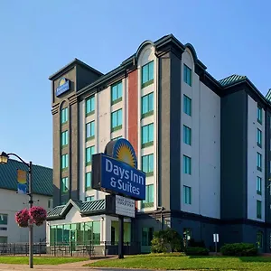 Hotel Days By Wyndham Centre St By The Falls Niagara Falls