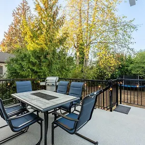 Holiday home Amazing House In The Heart Of Dt/yvr/ubc 